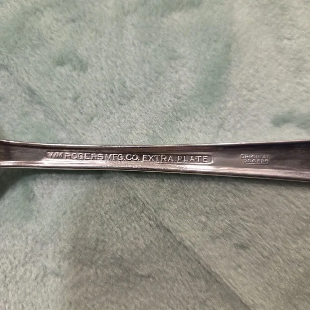 Vintage Wm Rogers Extra Plate Lot of 3 Salad Forks Triumph Pattern 1941